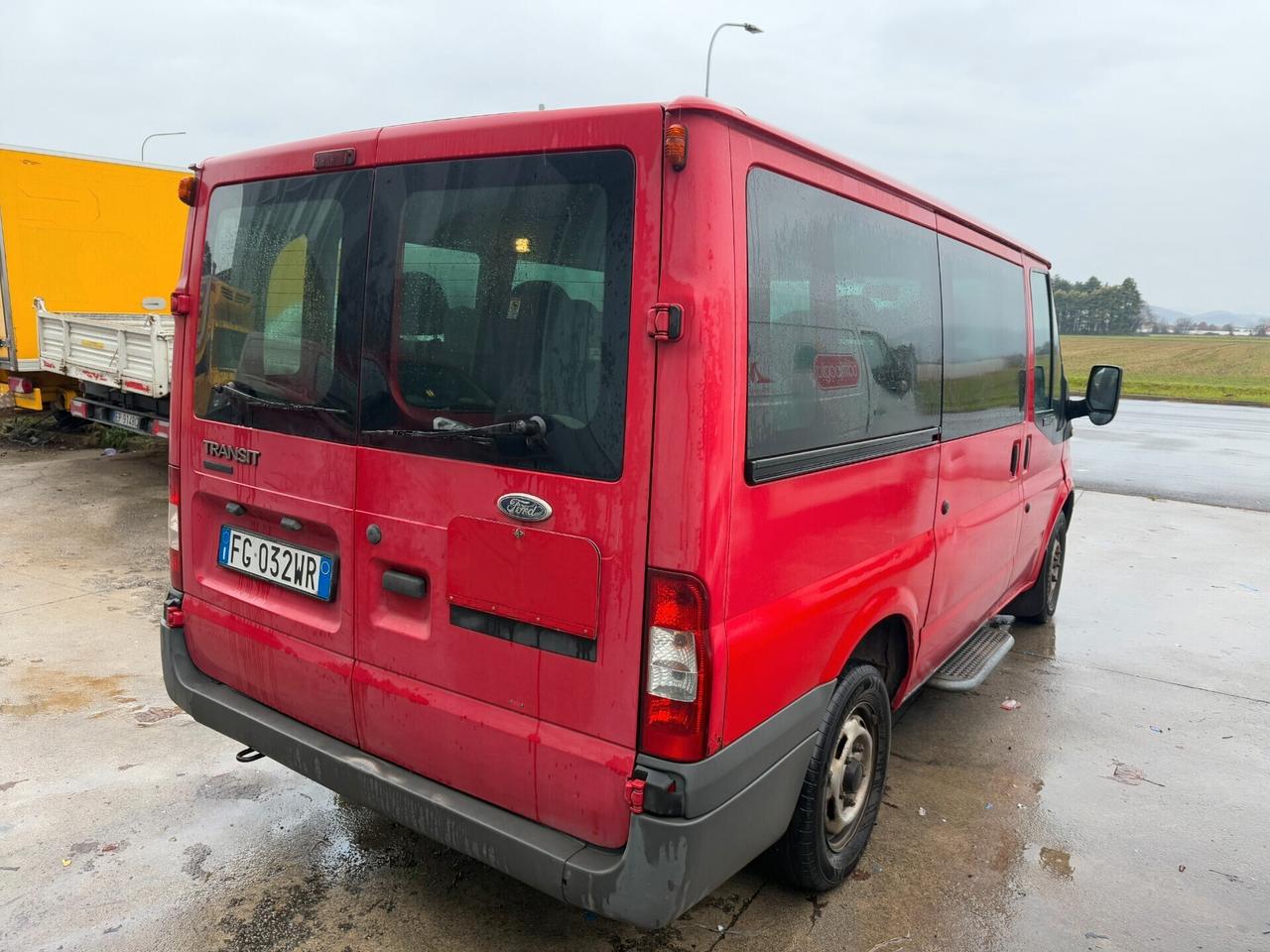 Ford Transit 2.2/9 POSTI/2006