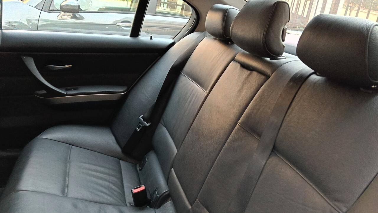 BMW 320 D 2.0 DIESEL-2005