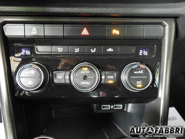 VOLKSWAGEN - T-Roc - 1.6 TDI SCR Style BlueMotion