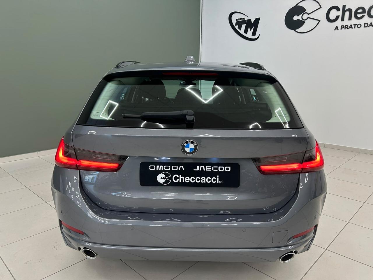 BMW 318 d Serie 3 Touring mhev 48V auto IVA ESPOSTA