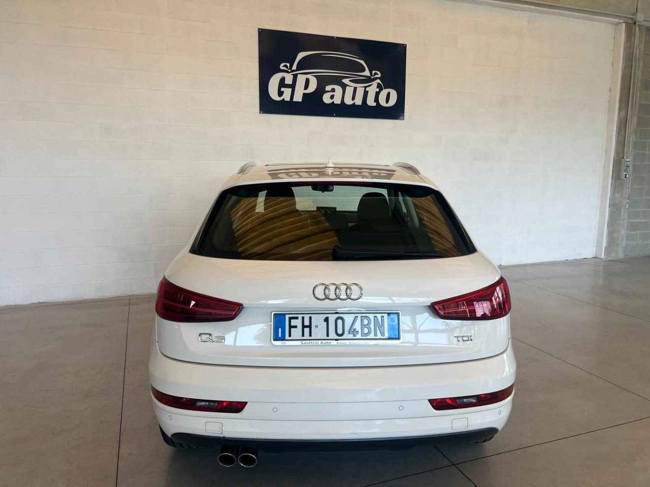 Audi Q3 2.0 TDI 150 CV Sport tetto apribile e panoramico unico proprietario