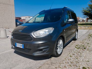 Ford Tourneo Courier 1.5 TDCI 95 CV Titanium