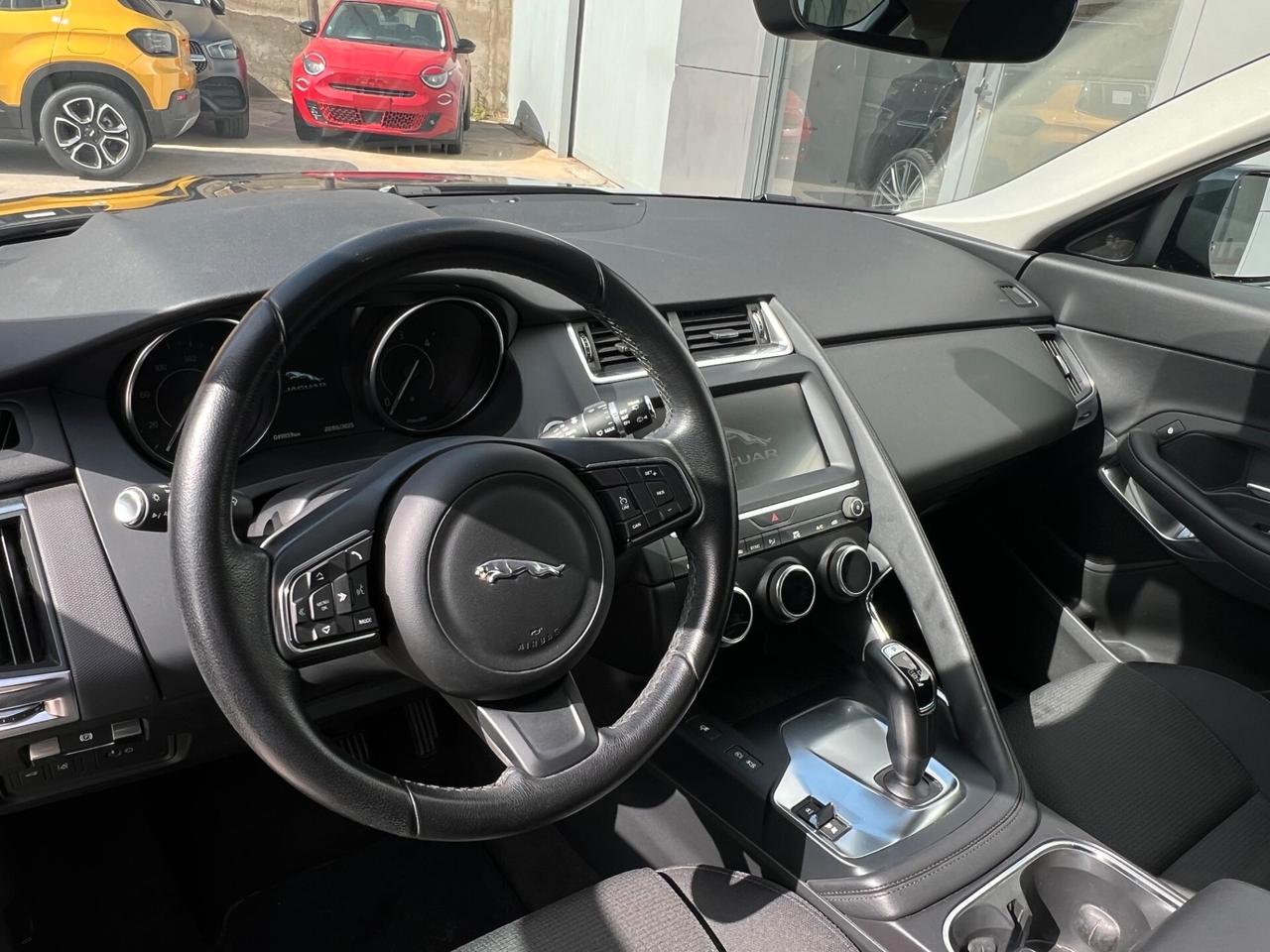 Jaguar E-Pace 2.0d i4 S awd possibilità noleggio no scoring
