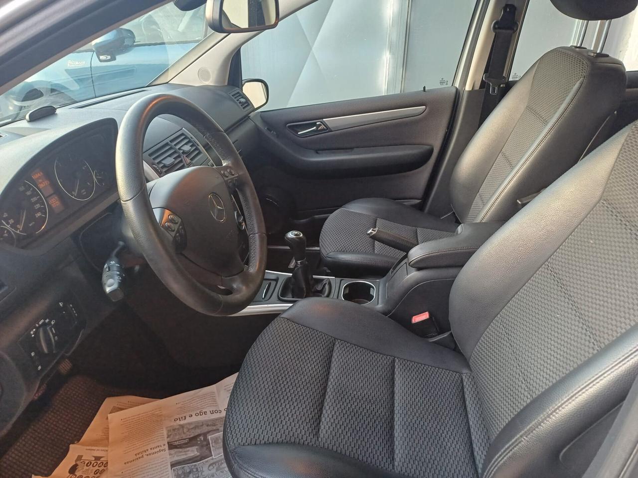 Mercedes-benz A 160 CDI BlueEFFICIENCY Premium