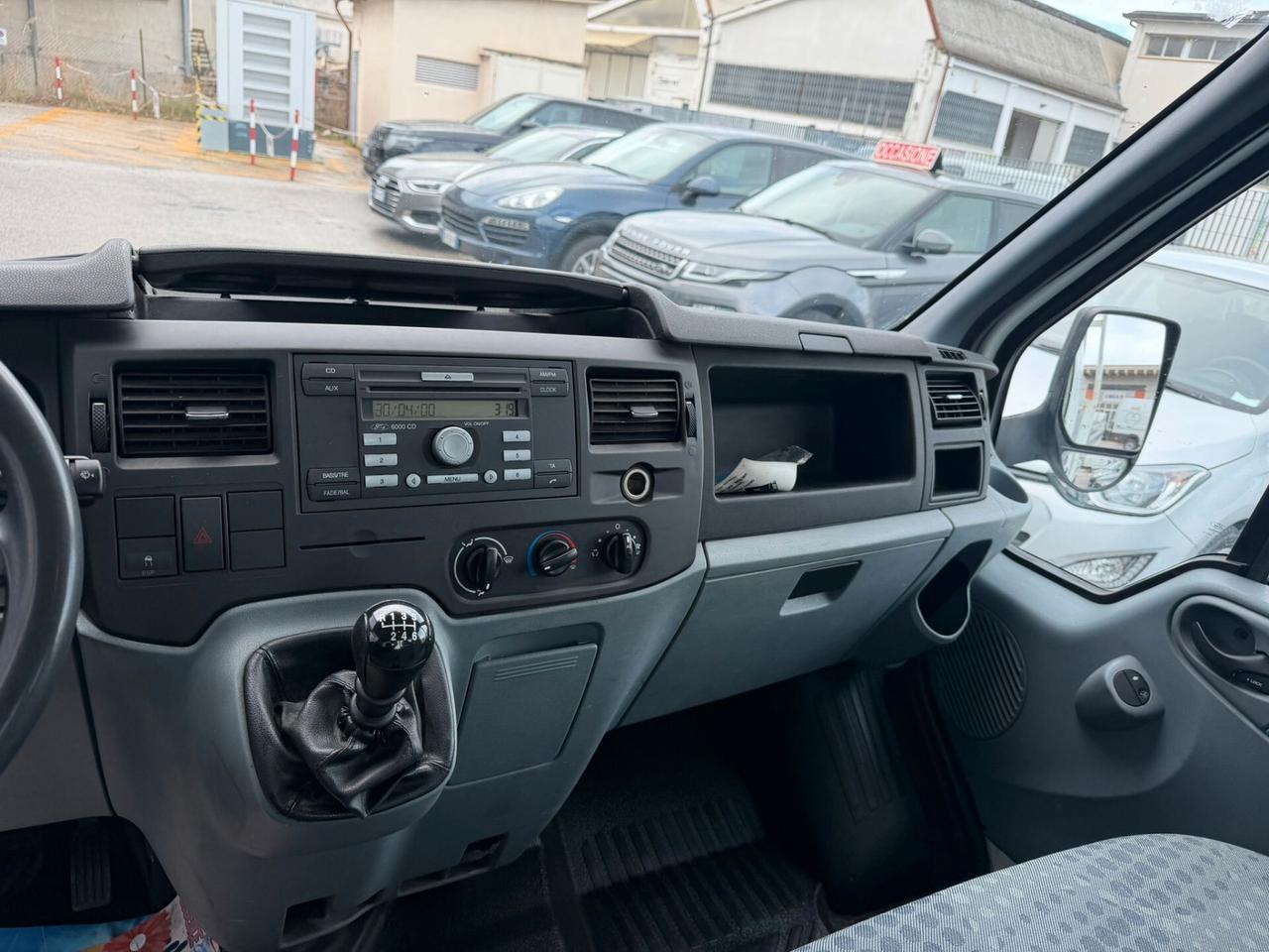 Ford Transit 2.4D CASSONATO 2011