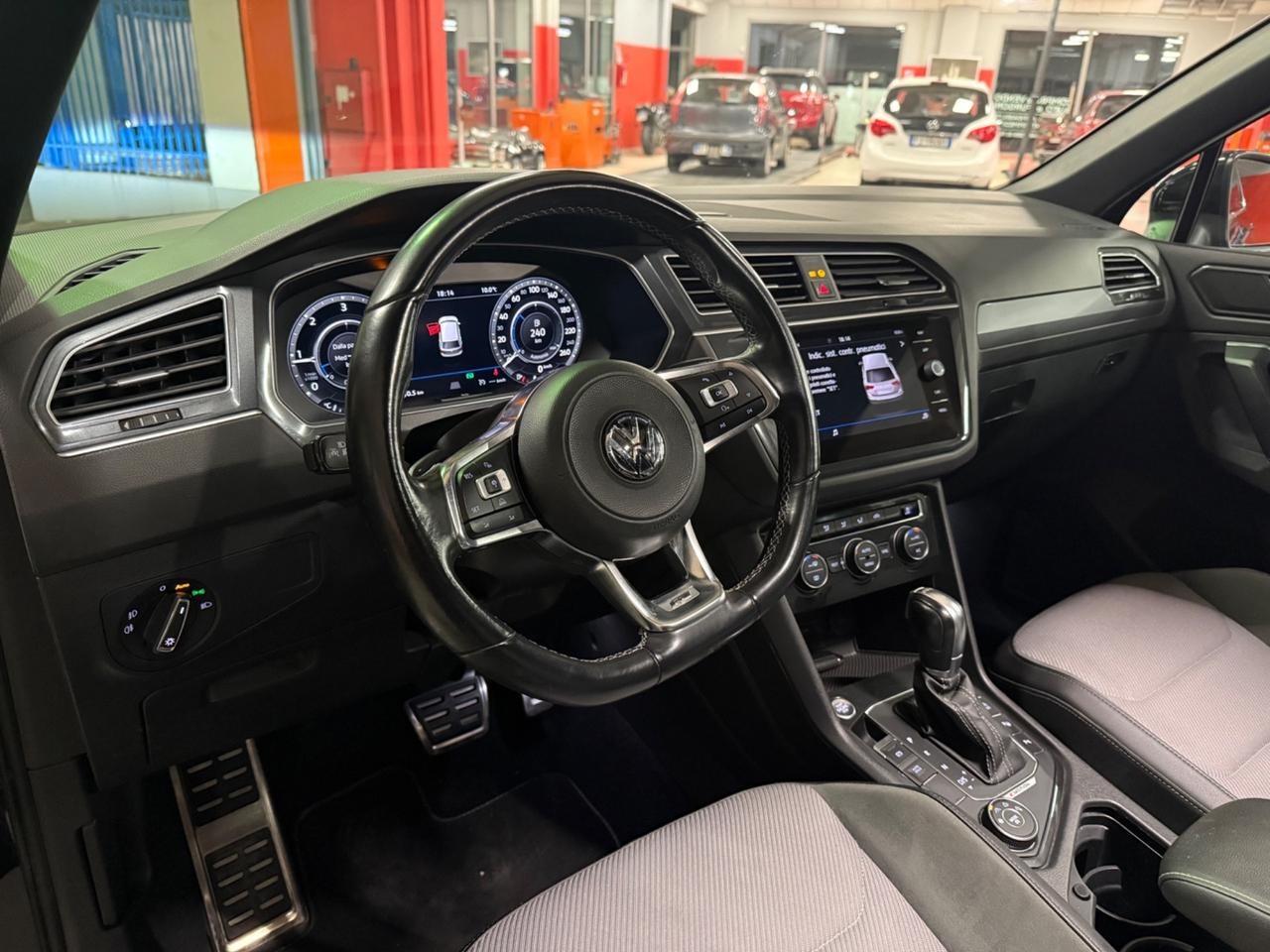 Volkswagen Tiguan 2.0 TDI R-LineDSG 4MOTION