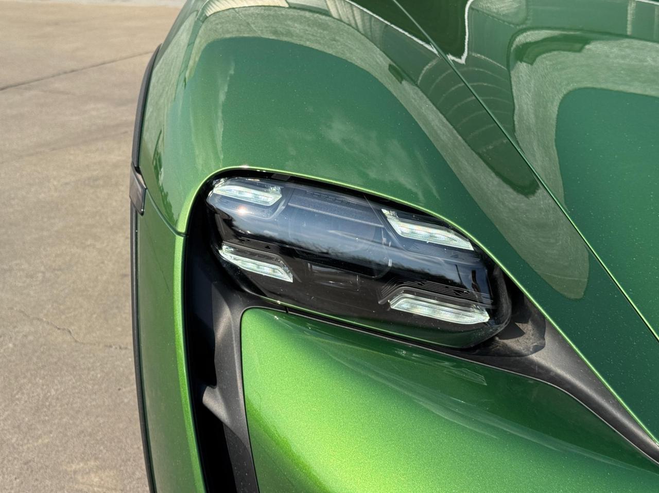 Porsche Taycan Cross Turismo Turbo 5p.ti