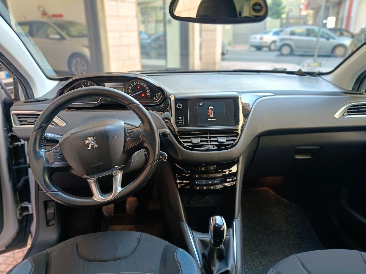 PEUGEOT 208 1.4 HDI-NEOPATENTATI-UNIPRO-Euro5890Euro