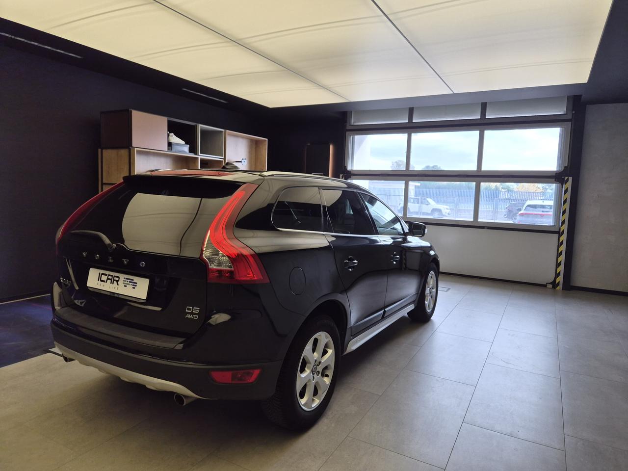 VOLVO XC60 2.4 d5 Summum awd 205cv