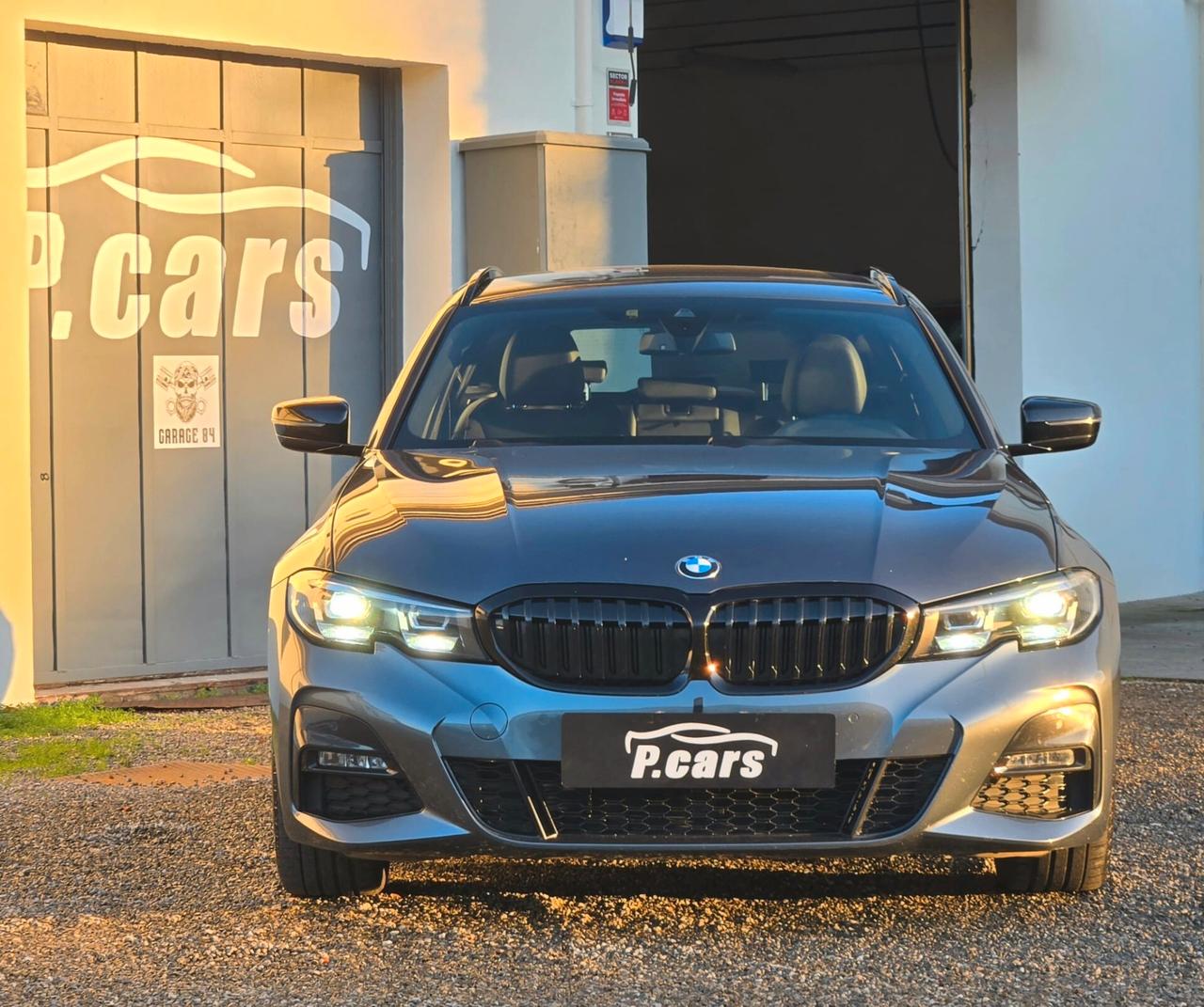 BMW 318D TOURING MSPORT INTERNO ED ESTERNO