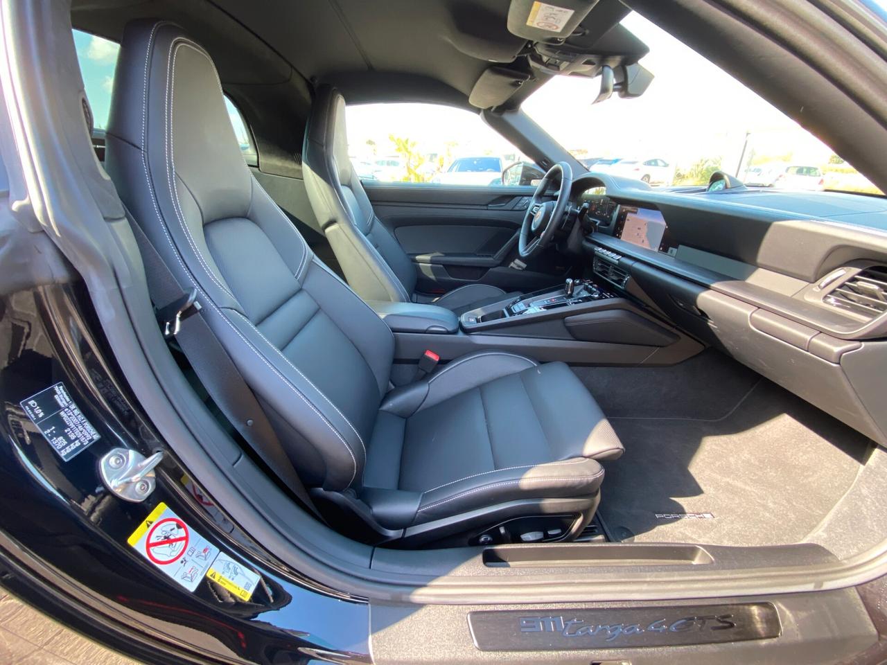 Porsche 911 992.2 Targa 4 GTS KM 0