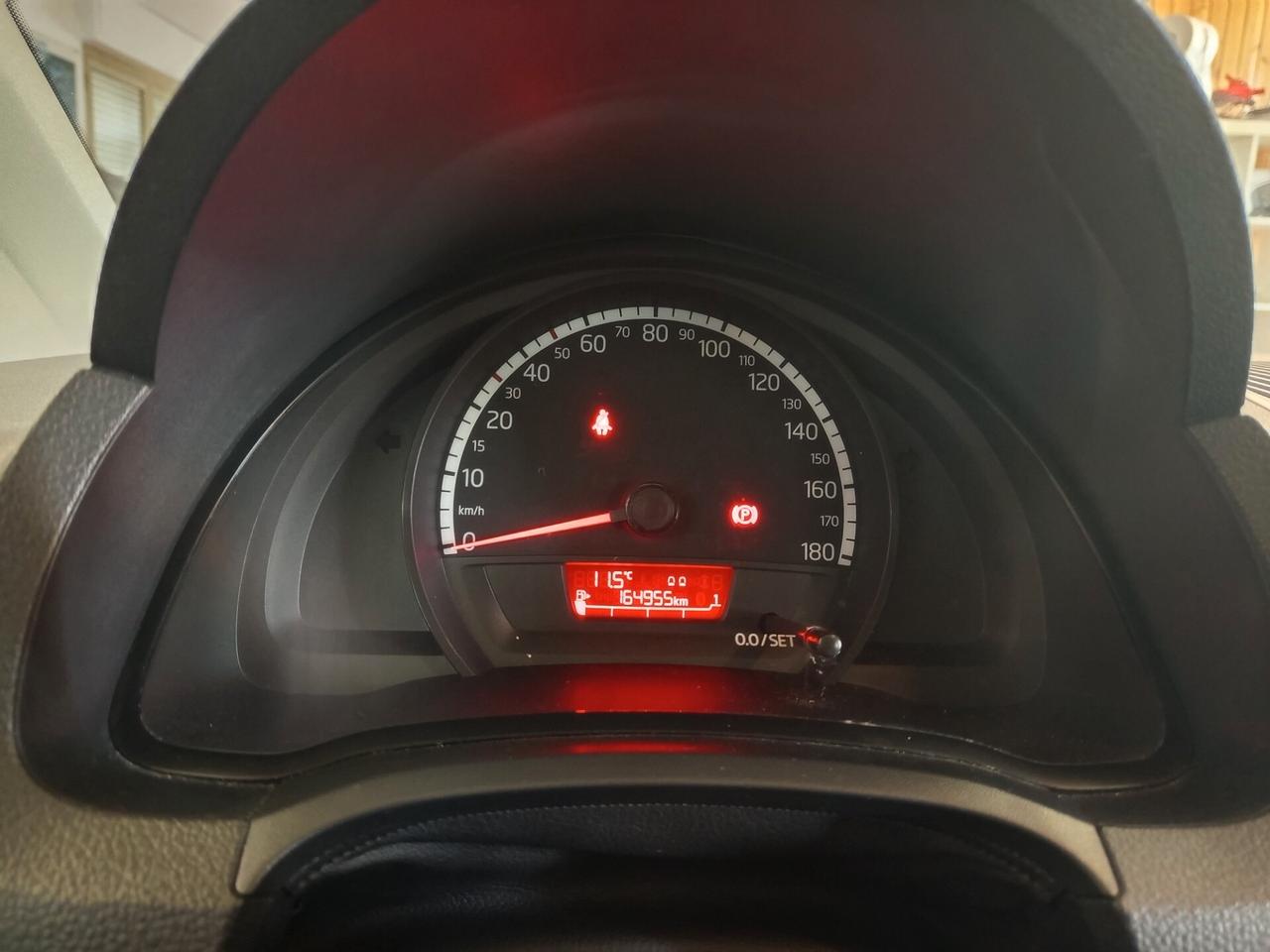 Volkswagen up! 1.0 5p. move ok neopatentati