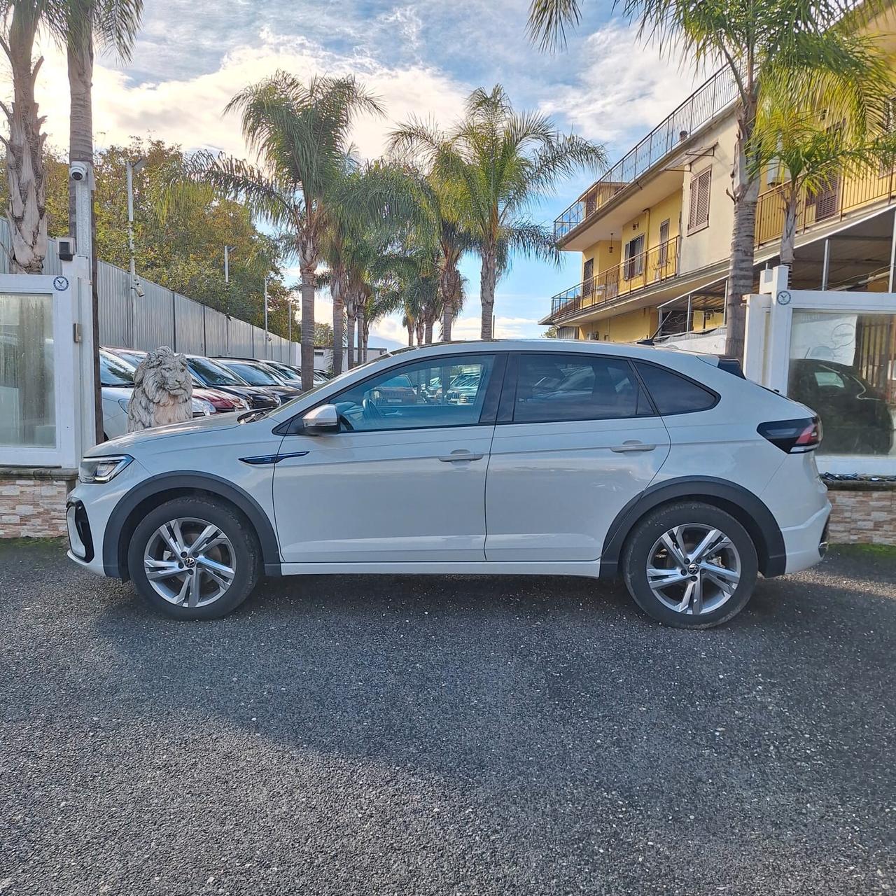 Volkswagen Taigo 1.0 TSI 110 CV DSG R-Line