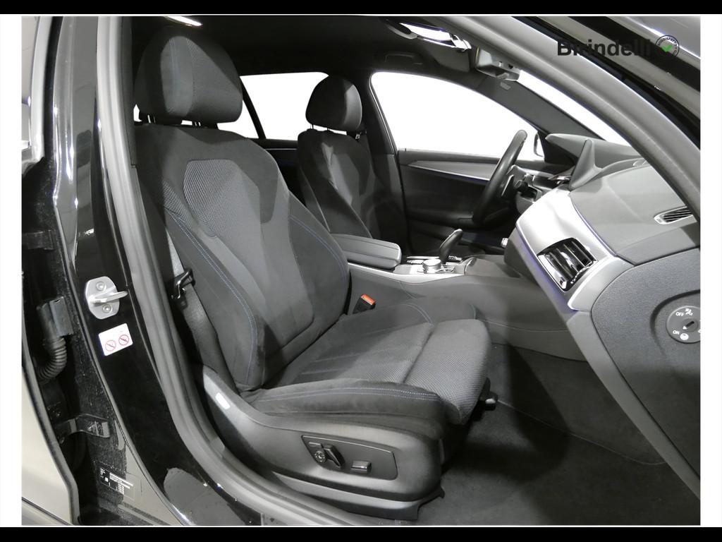 BMW Serie 5(G30/31/F90) - 525d Touring Msport
