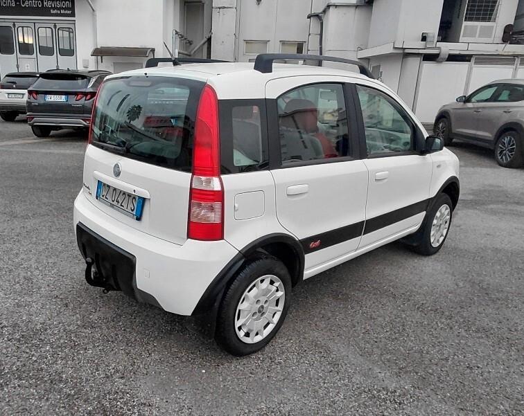 Fiat Panda 1.2 4x4 Climbing "GPL + GANCIO TRAINO"