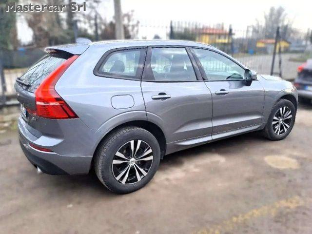 VOLVO XC60 XC60 2.0 b4 Momentum Business awd auto -GE726SL