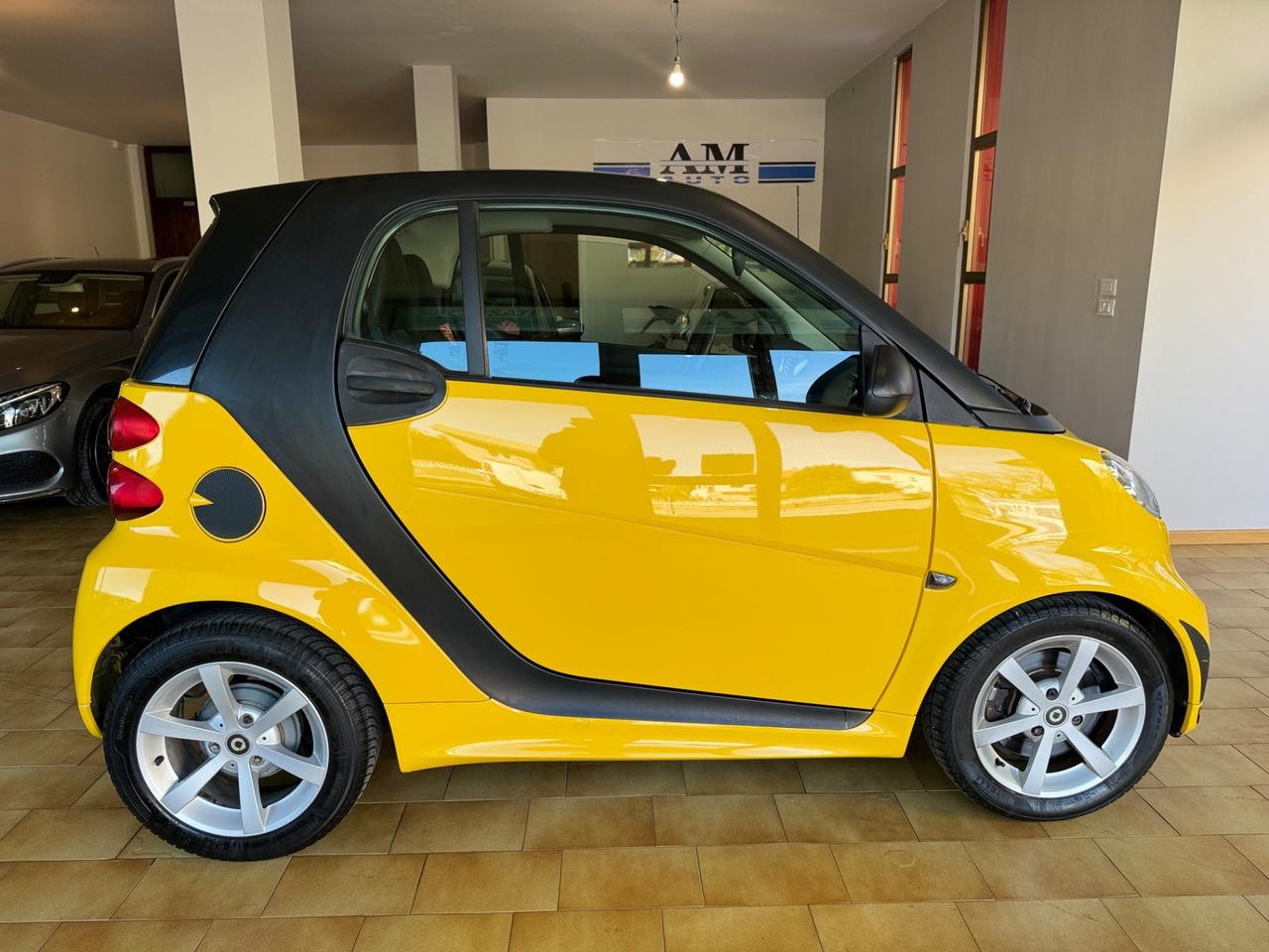 Smart ForTwo 1000 52 kW MHD coupé passion
