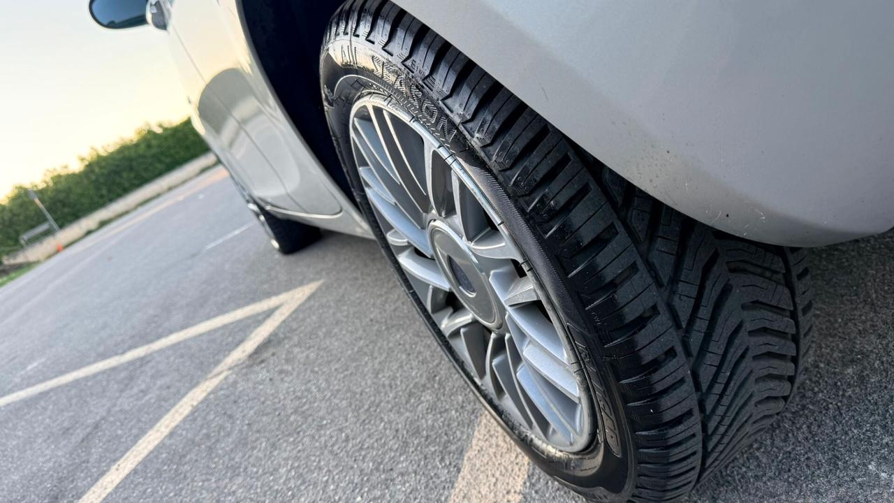 Lancia Ypsilon 5 porte S&S Platinum *garanzia 12 mesi*