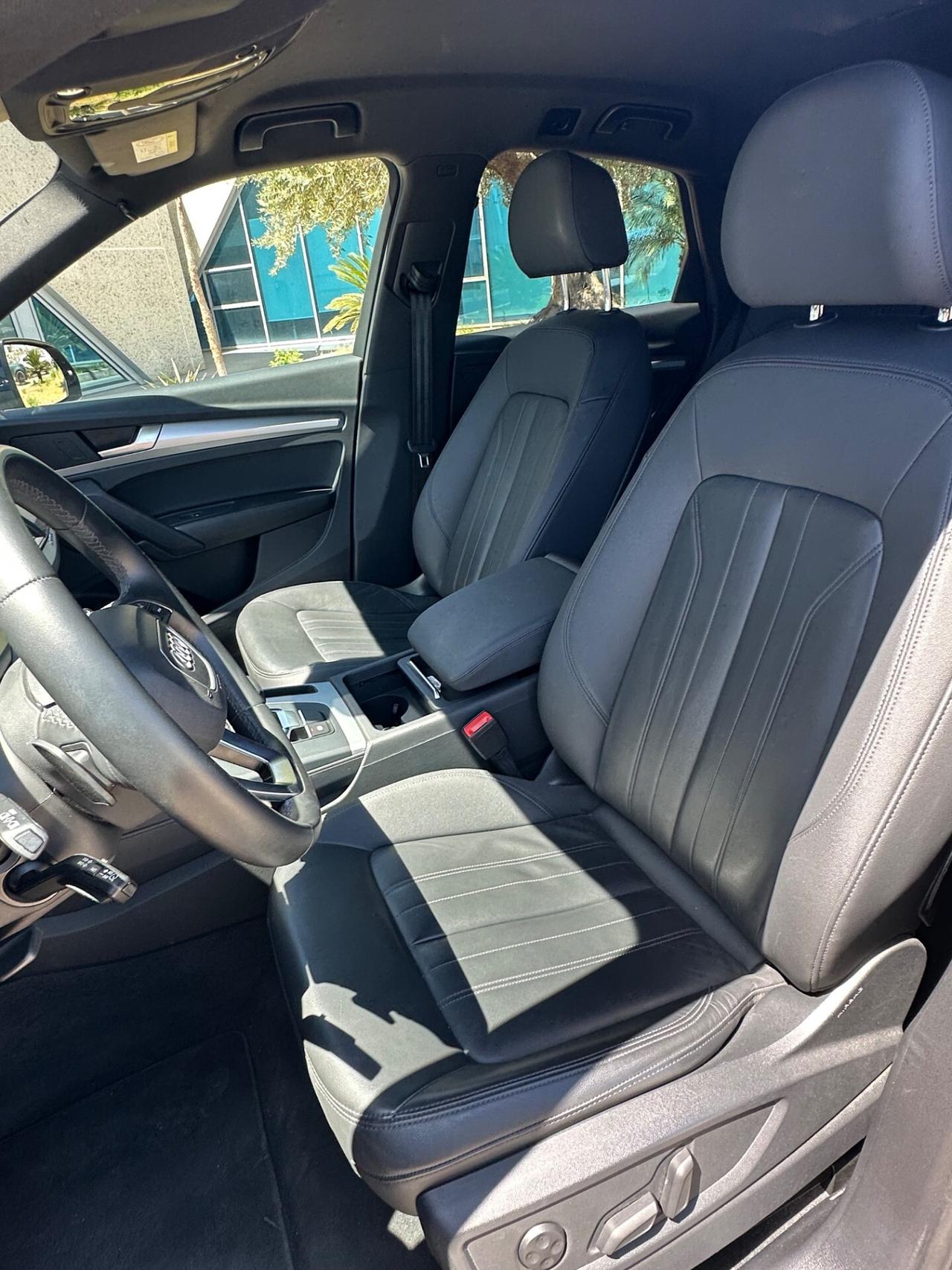 Audi Q5 40 TDI 204 CV quattro S tronic Business Advanced