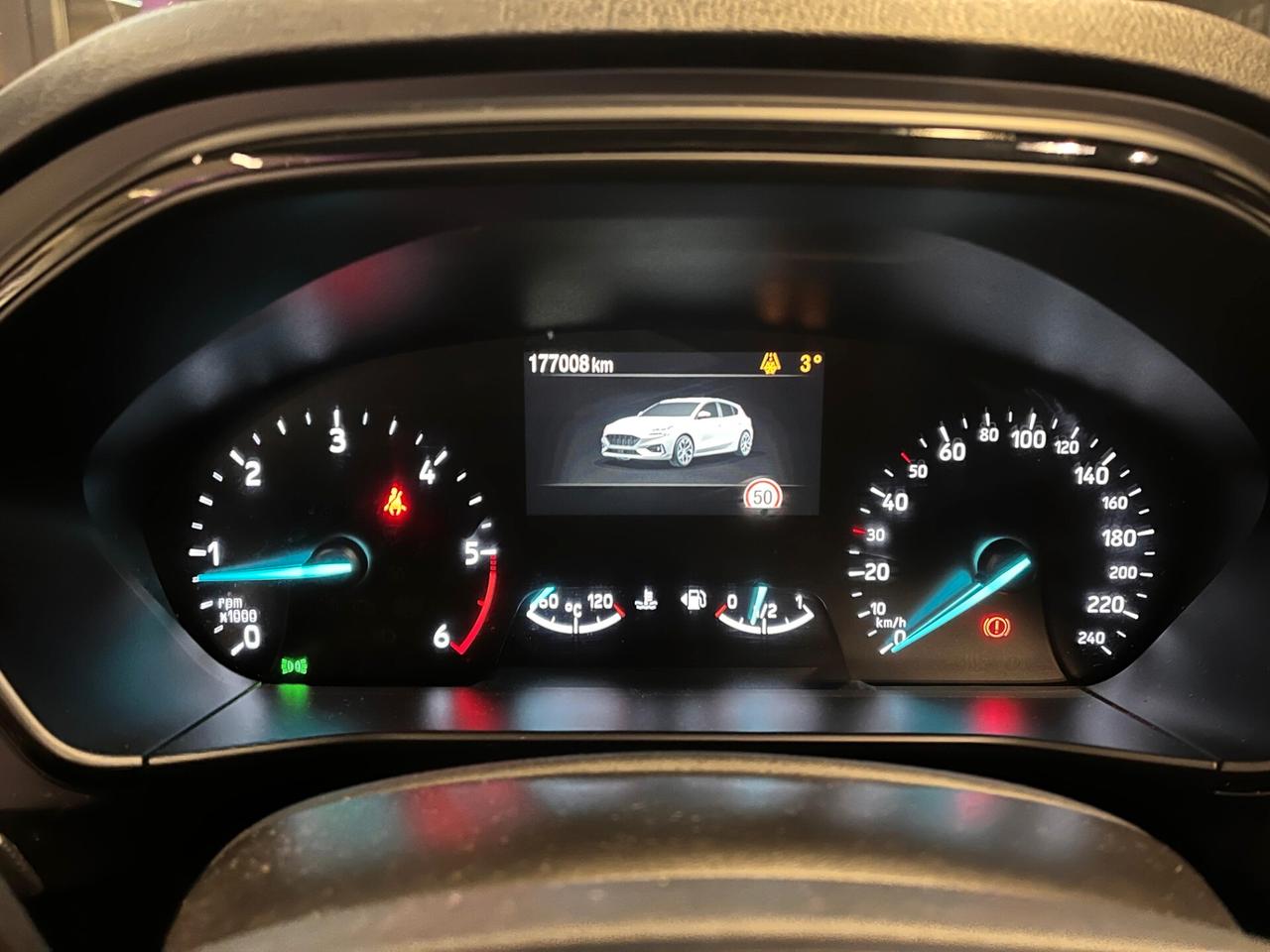 Ford Focus 1.5 EcoBlue 120 CV 5p. ST-Line