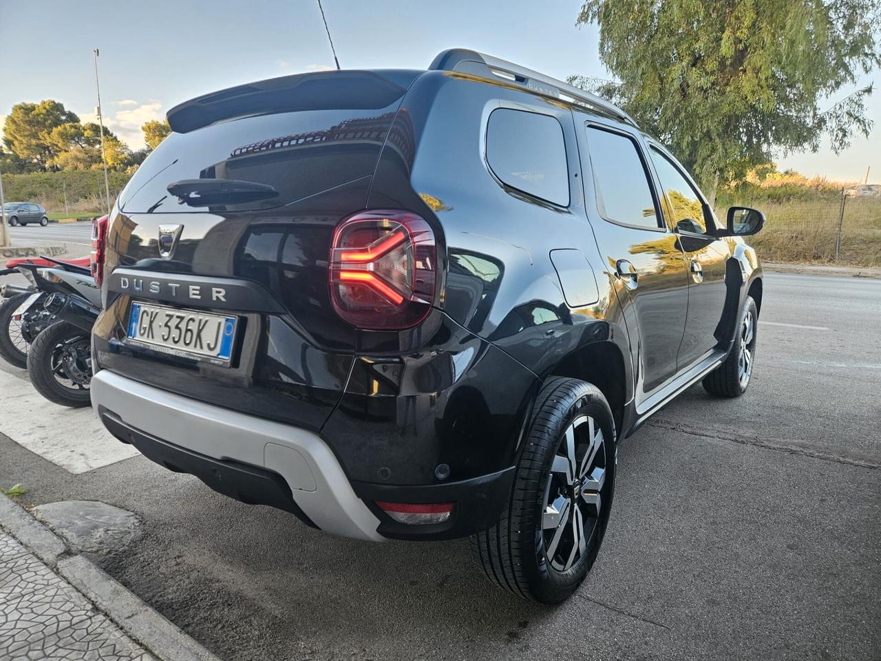 Dacia Duster 1.0 GPL 100CV FULL CAMERA 360°