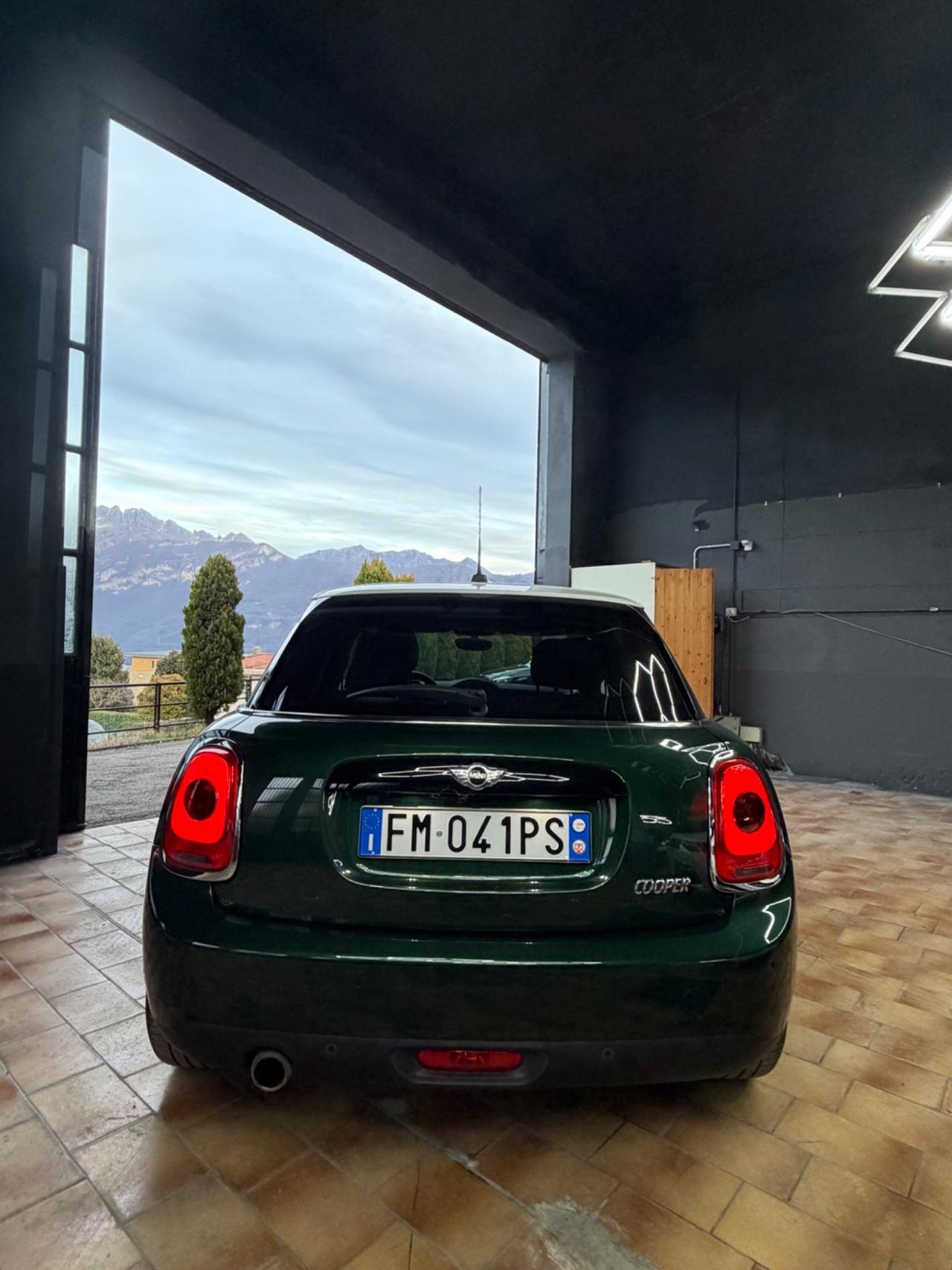 Mini Cooper 1.5 136 CV – 54.152 km – Pari al nuovo – Full optional