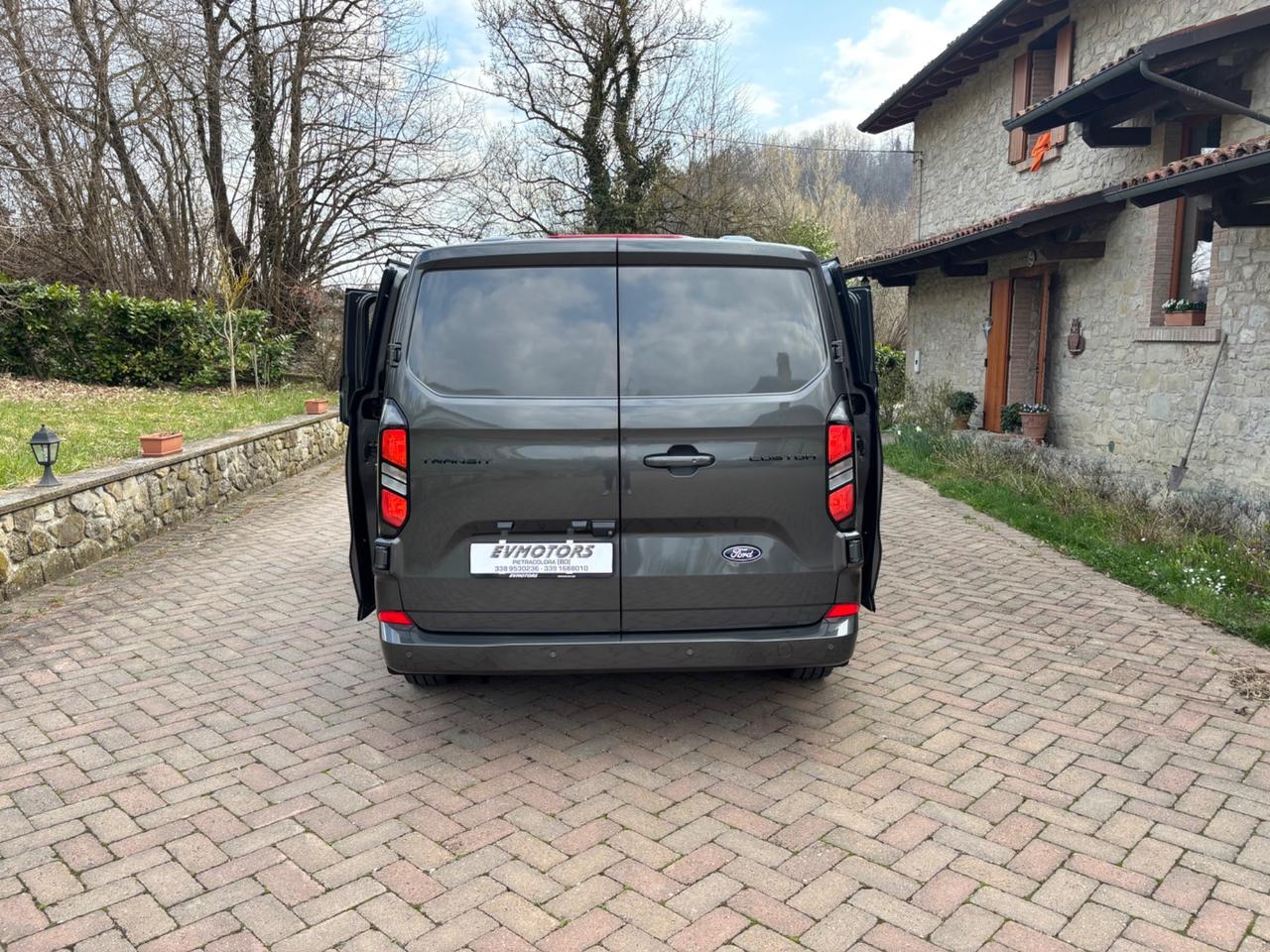 Ford Transit Custom doppia cabina 6 Posti titanum 320 L2H1 PRONTA CONSEGNA