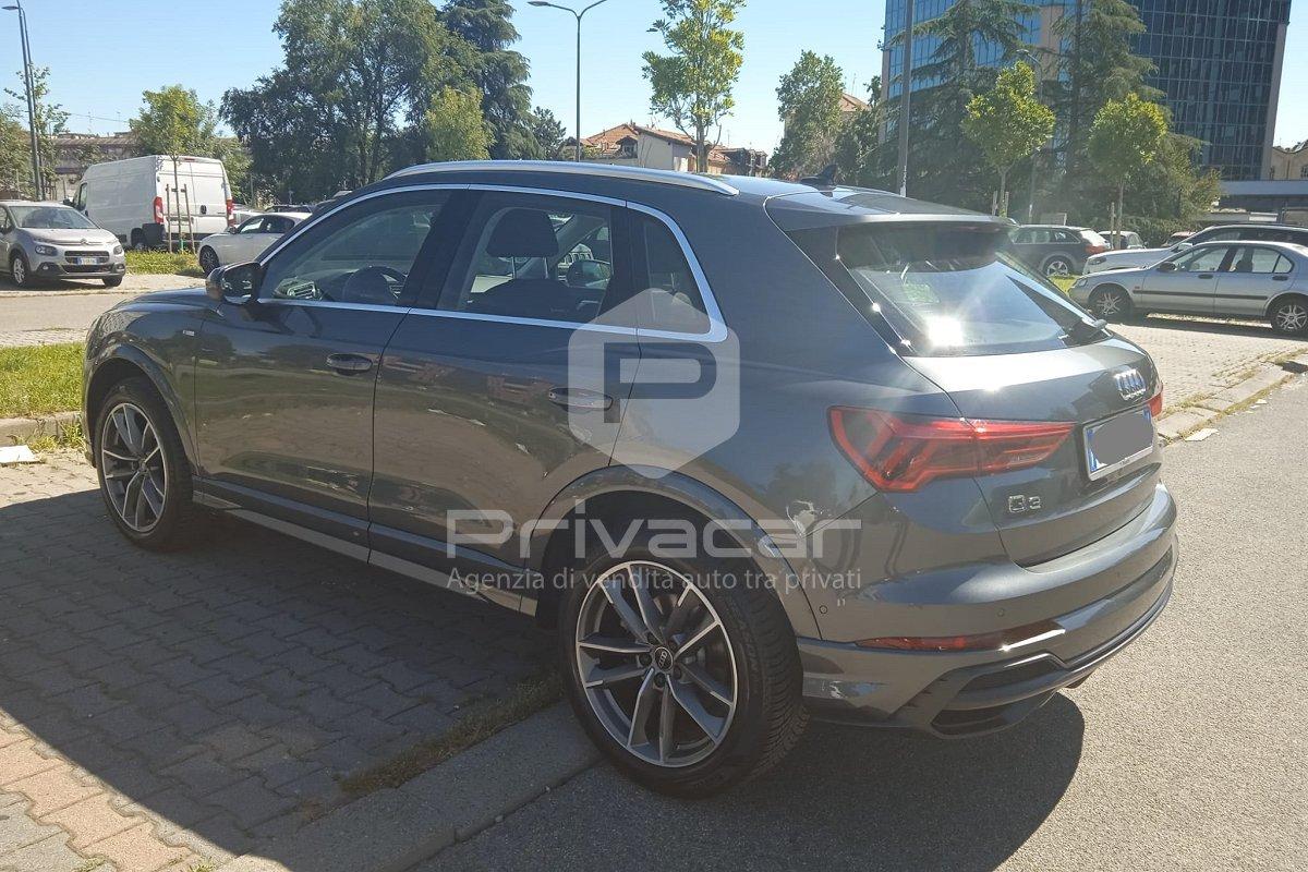 AUDI Q3 40 TFSI quattro S tronic S line edition