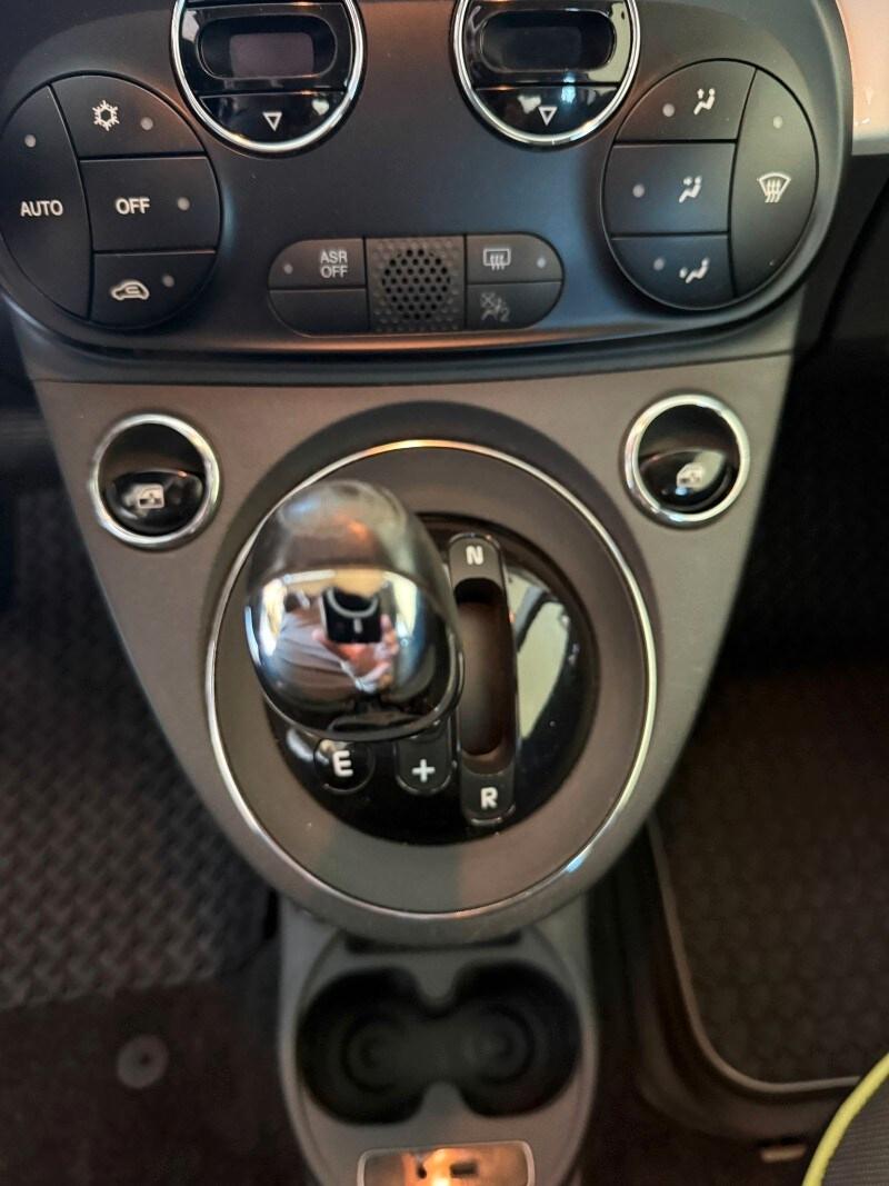 FIAT 500 (2015-2024) 500 C 1.2 Lounge