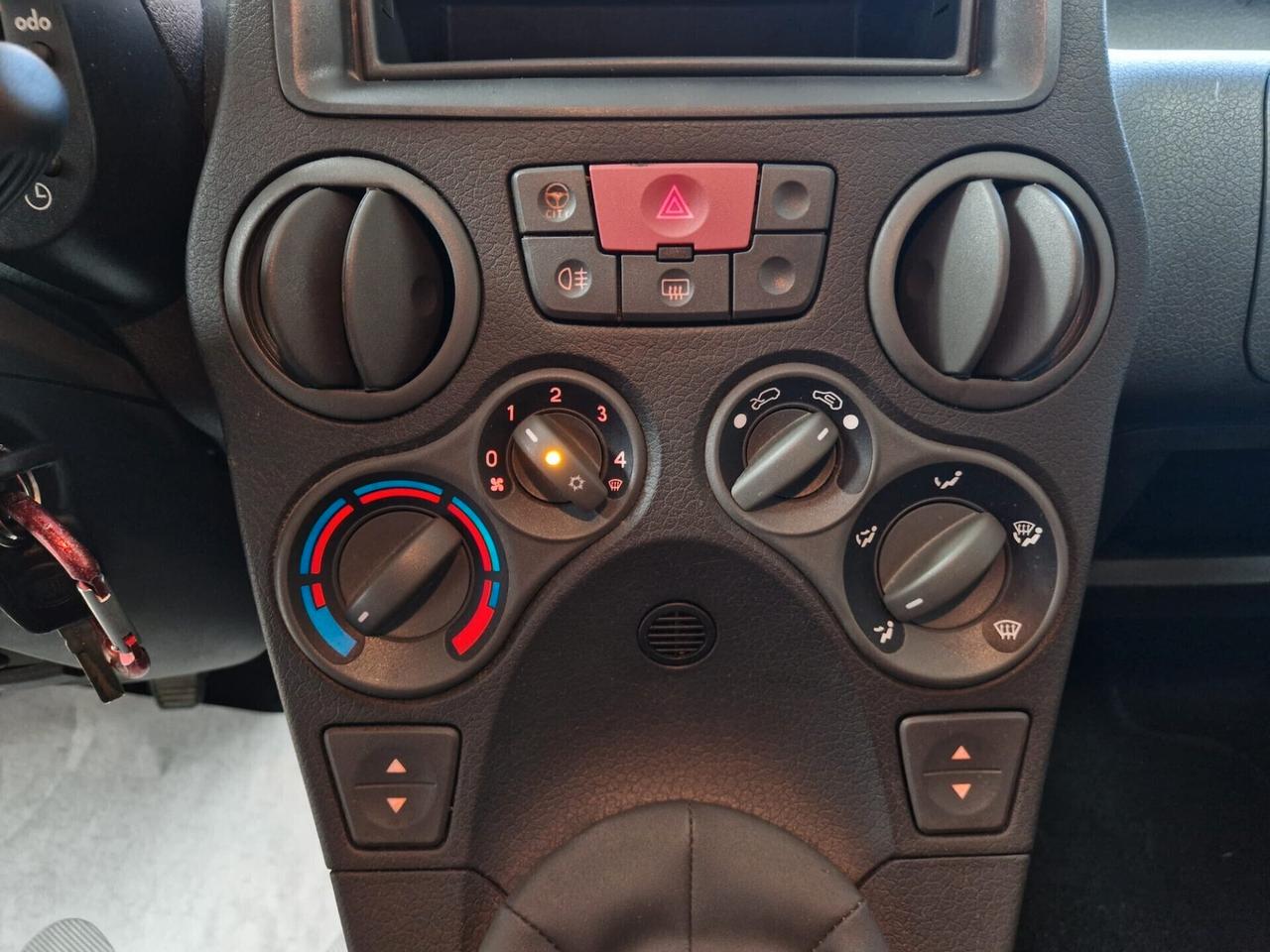 Fiat Panda 1.2 EURO 5 Neopatentati