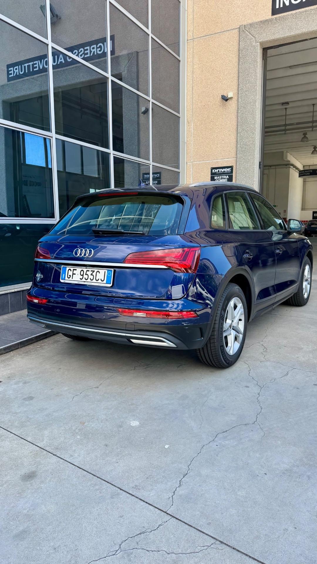 Audi Q5 35 TDI S tronic Business