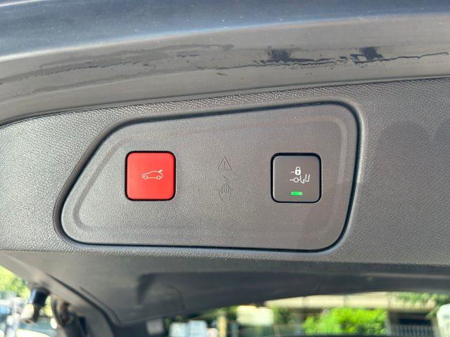 PEUGEOT 3008 PureTech Turbo 130 Allure Pack