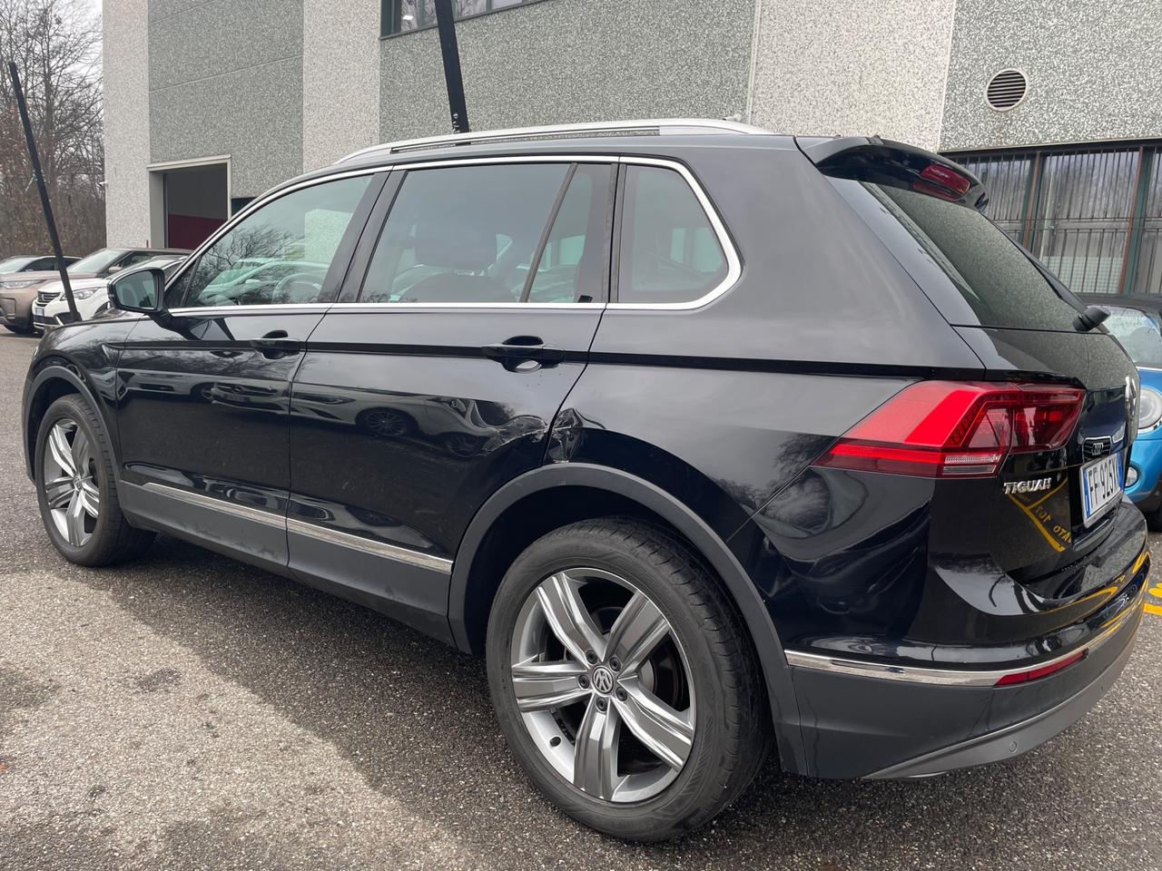 Volkswagen Tiguan 2.0 TDI 4 Motion*Automatik*Navi*Cerchi*