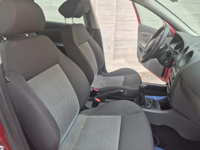 SEAT Ibiza 1.4 16V 5p. Stylance