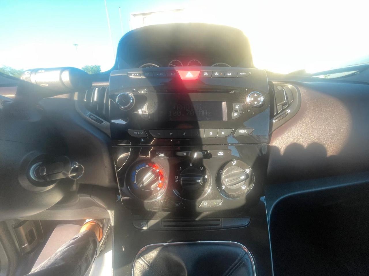 Lancia Ypsilon 1.3 MJT 16V 95 CV 5 porte S&S Platinum