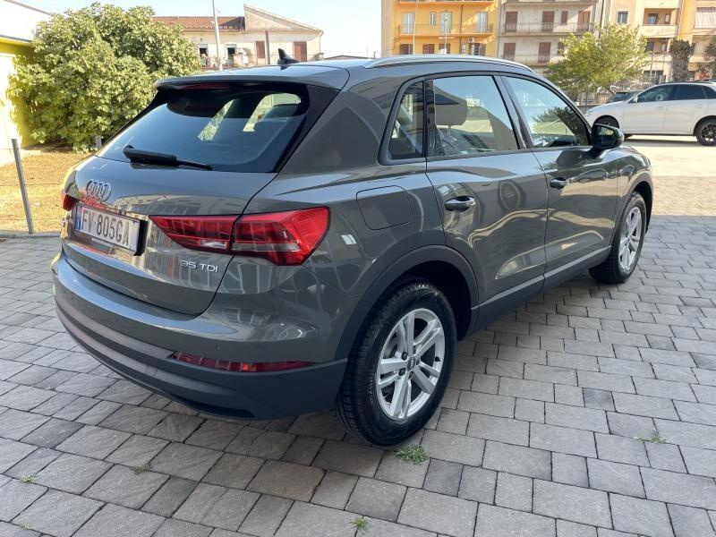 Audi Q3 2.0 TDI 150 CV S tronic Business