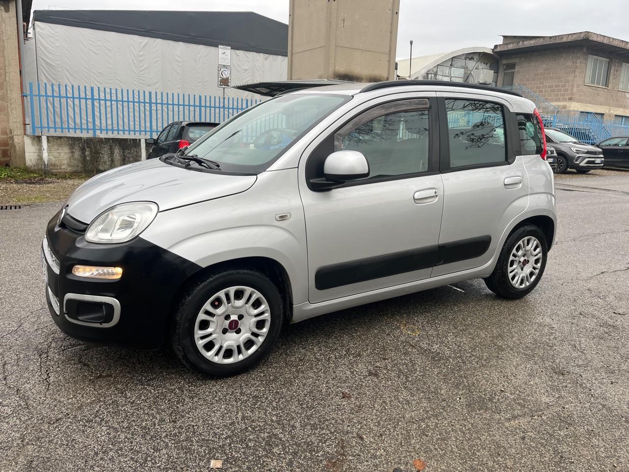 Fiat Panda 1.2 Lounge 2015 69CV 163.000 KM