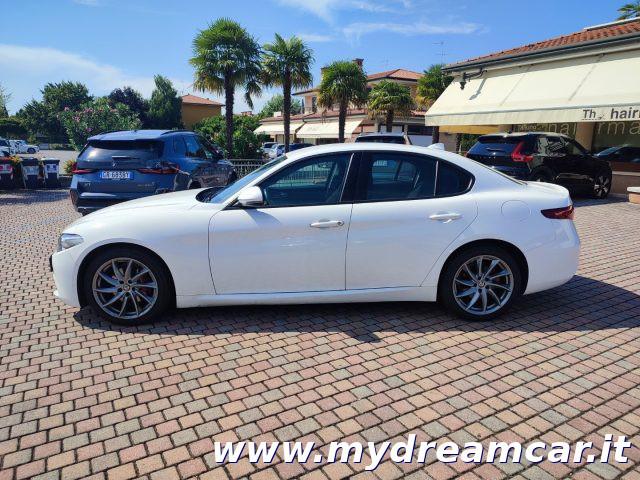 ALFA ROMEO Giulia 2.2 Turbodiesel 160 CV AT8 ROSSO EDITION