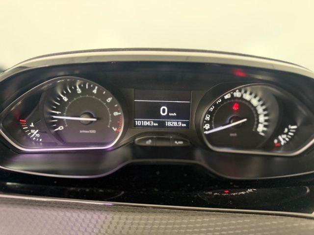 PEUGEOT 208 1° serie PureTech 82 5 porte Allure