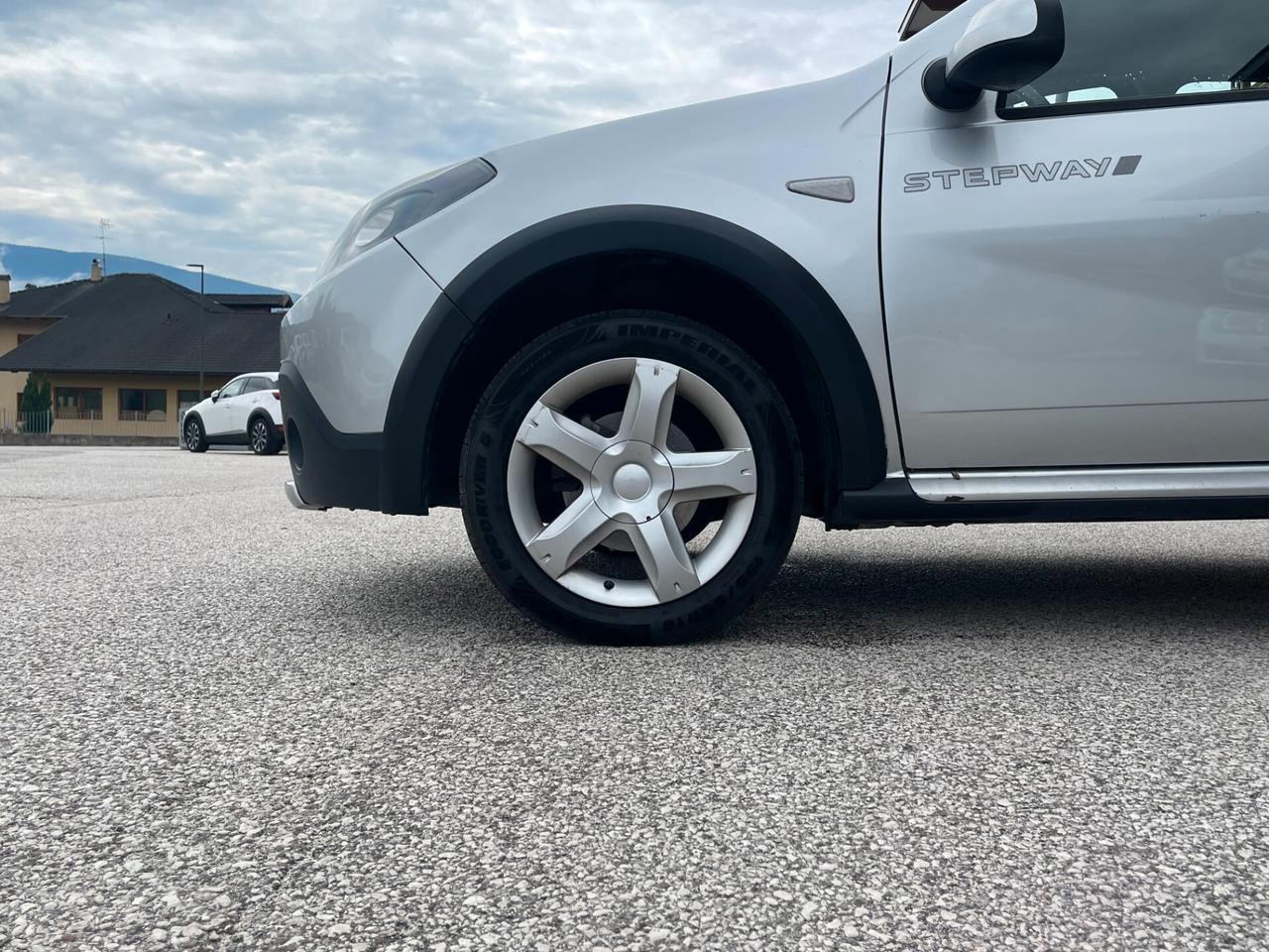 Dacia Sandero Stepway 1.6 8V 85CV "BENZ-GPL"