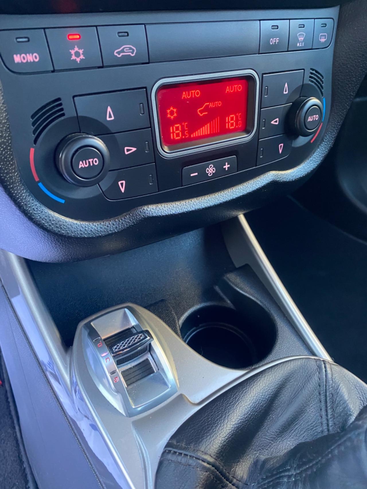 Alfa Romeo MiTo 1.3 Multijet Fine 2009 Full