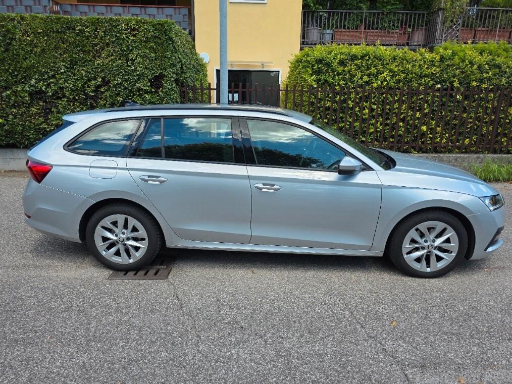 Skoda Octavia 2.0 TDI EVO SCR 150 CV DSG Wagon Executive