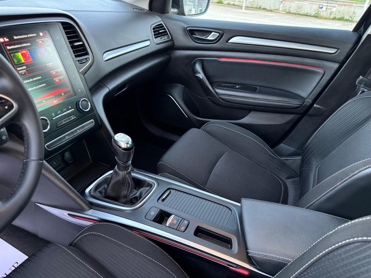 RENAULT MEGANE 1.5 Dci Intens - Led ambient Navi