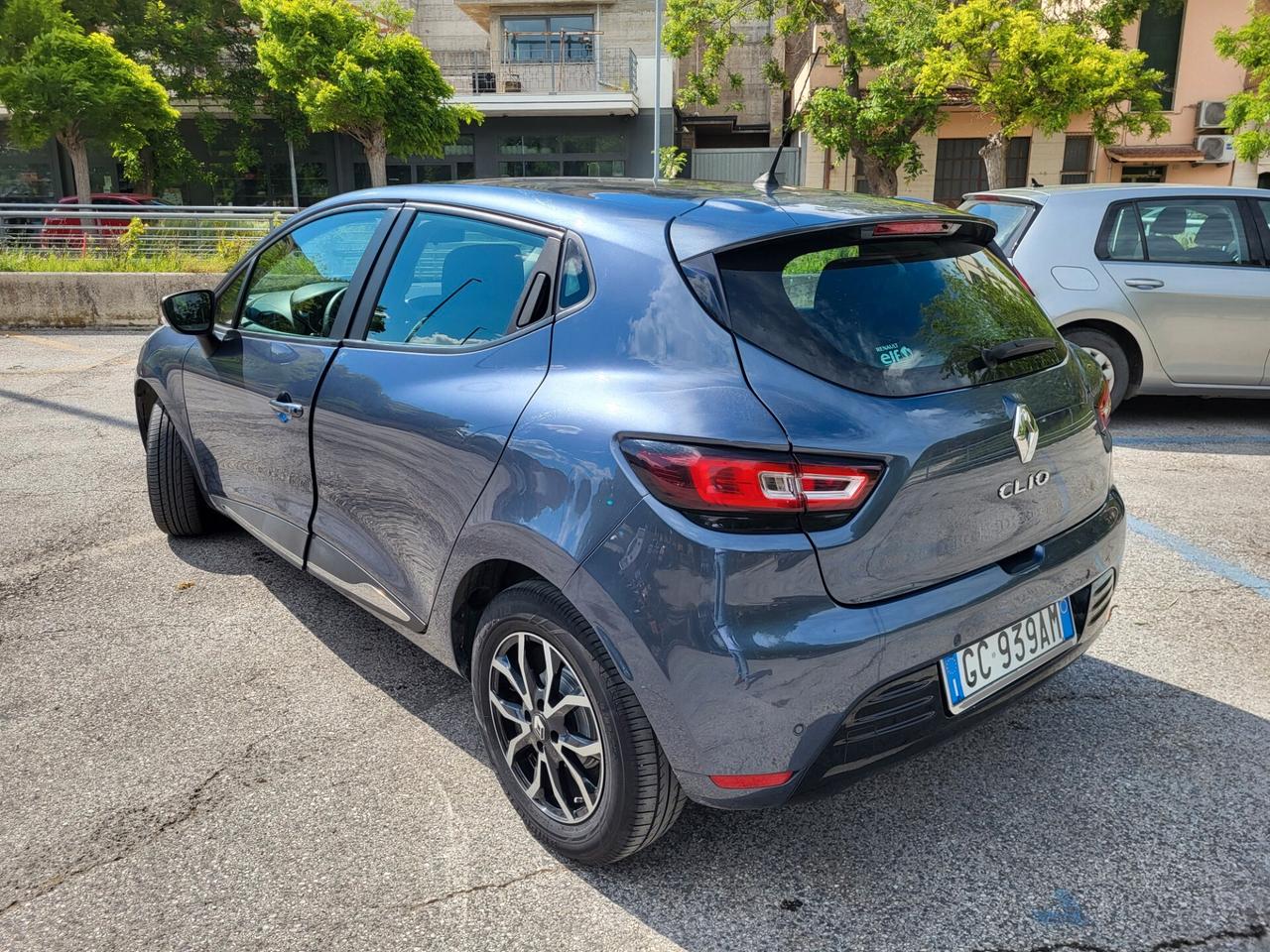 RENAULT CLIO 1,5 dCi-KM 71000-NAVI-2 REVISIONI