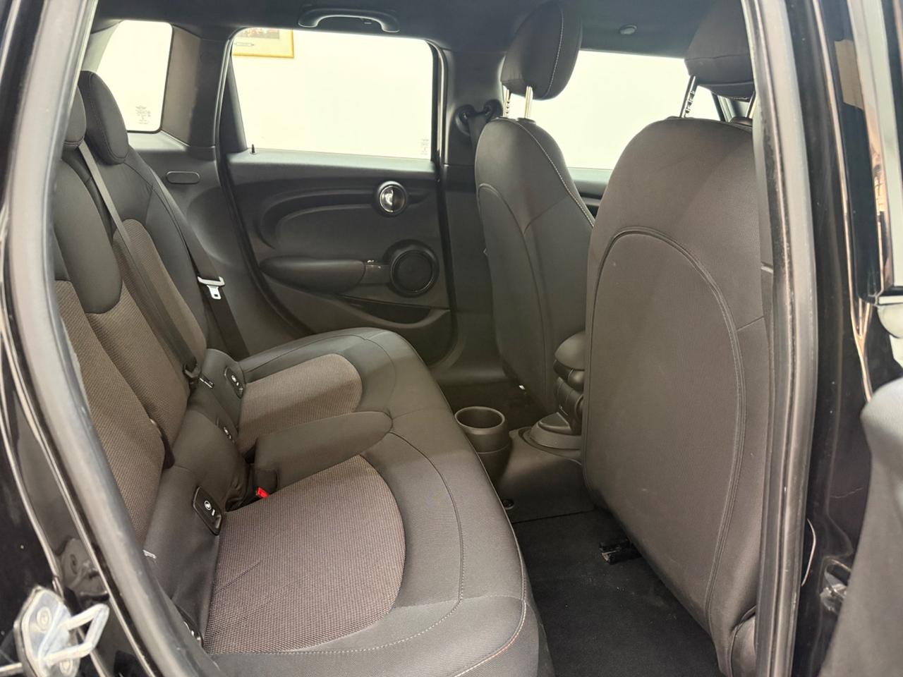 Mini 1.5 One D Business XL