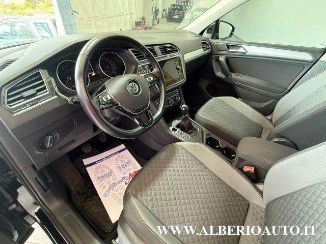 VOLKSWAGEN Tiguan 1.6 TDI SCR Sport BM Technology R-Line *90.000 KM*
