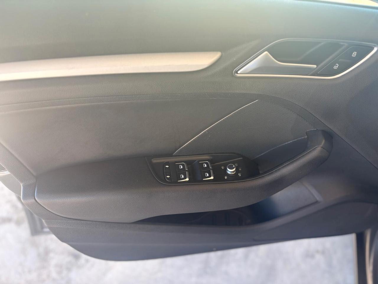 Audi A3 1.6 TDI clean diesel S tronic Business