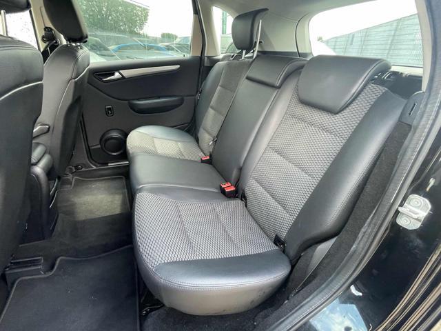MERCEDES-BENZ B 180 CDI Sport
