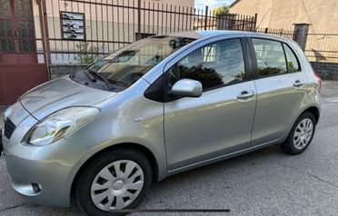 Toyota Yaris 1.3 5 porte GPL motore garantito