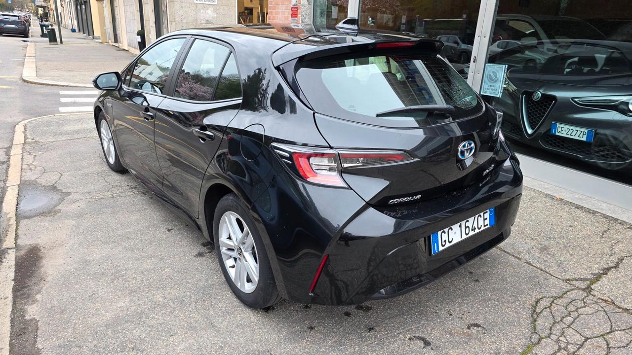 Toyota Corolla 1.8 Hybrid Business